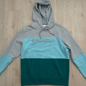 Tri-colored Champion Sweatshirt!